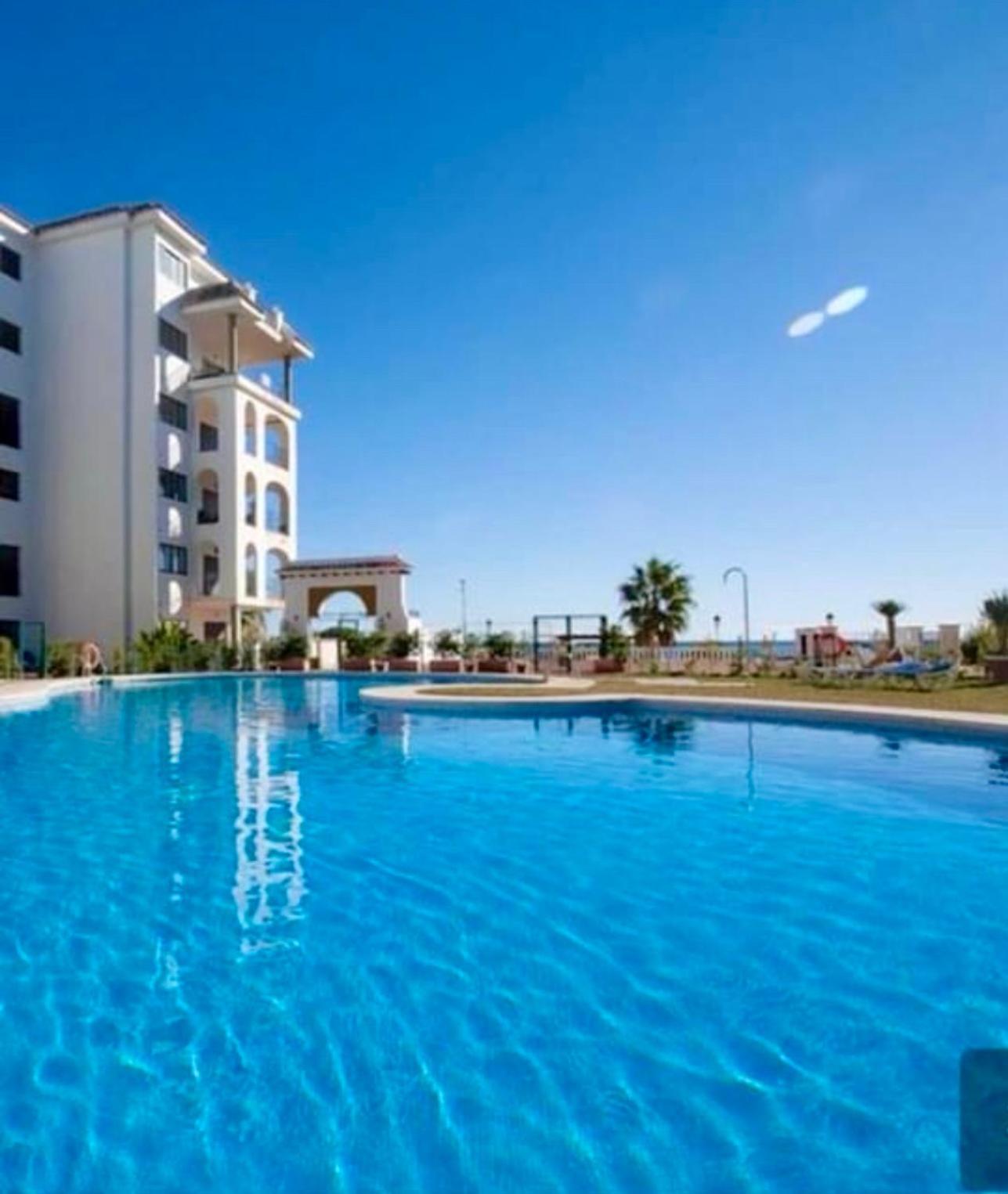 Residencial Marina Duquesa Apartman Manilva Kültér fotó